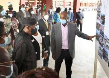 Ali Bongo a visité les complexes scolaires de Bizango et d'Ondogo