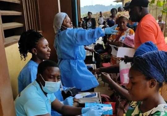 La caravane médicale que la Sénatrice Flore Mistoule lance aux deux écoles du PK8