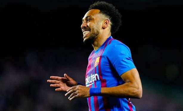 Aubameyang est intransférable pour son coach Xavi