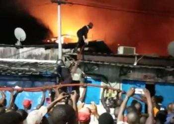 Le grave incendie ravageur de plusieurs magasins au Carrefour Léon Mba