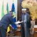Le président Ali Bongo Ondimba à droite et l'envoyé spécial du président burundais