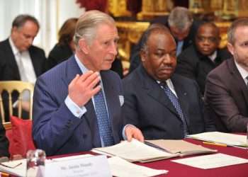 Ali Bongo et le Roi Charles III qui va gérer les obsèques de la reine Elizabeth II