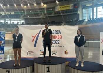 Maria Mouega sur le podium N 1
