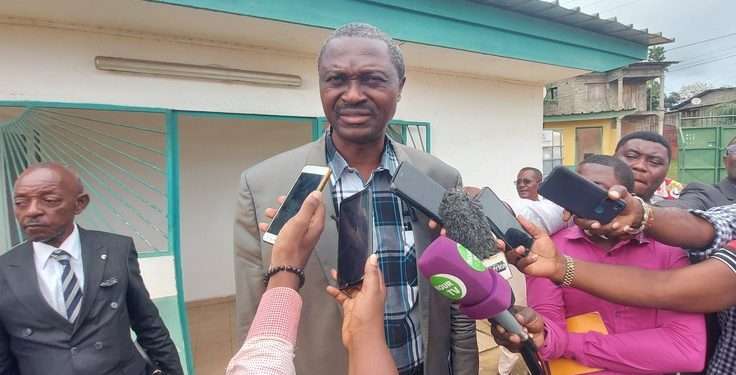 Le pasteur président de l'Alliance Chrétienne au sortir de la rencontre avec le comité de Pilotage de la Le comité de pilotage de la Convention républicaine et patriotique pour la paix et le développement du Gabon
