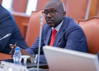 Léon Armel Bounda Balonzi atterrit au Fonds d’entretien routier comme PCA