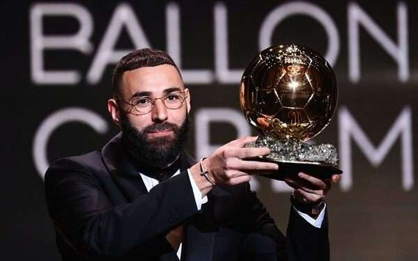 Karim Benzama couronné Ballon d'or 2022 à Paris