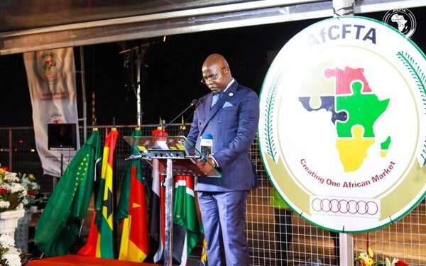 Le ministre du Commerce Yves Fernand Manfoumbi a lancé l'initiative du commerce guidé du marché commun (ZLECAF) au Ghana