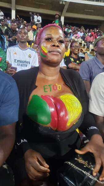 Un supportrice camerounaise qui ne sera pas la bienvenue au Qatar