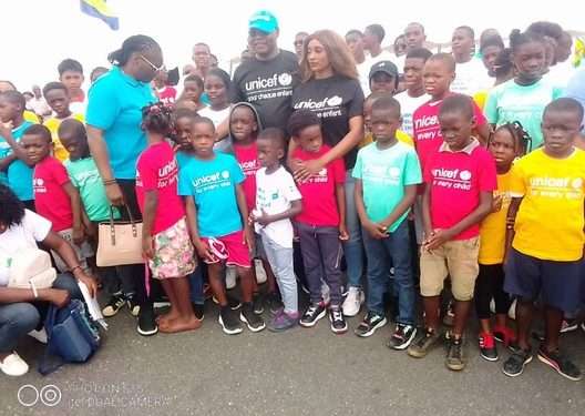 Les enfants venus à la Baie des Rois pour la journée mondiale de l'enfance organisée par l'UNICEF