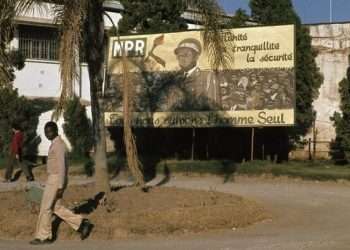 Le 2 novembre 1975, premières et uniques élections législatives par acclamation publique au Zaïre