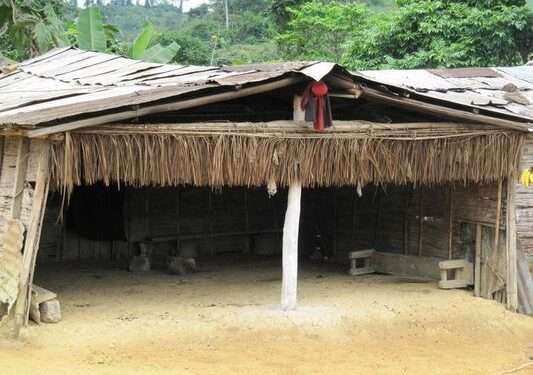 Rodrigue Djambo Youbandja, le mari cocufié tente de brûler le mbandja de son rival marabout