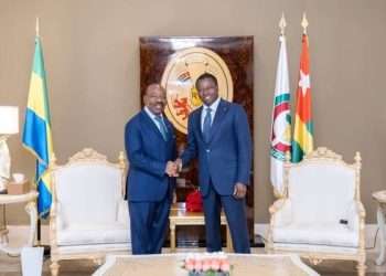 Ali Bongo à gauche et son homologue Faure Essozimna Gnassingbé à Lomé