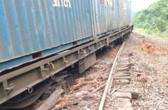 Déraillement d'un train à Ndjolé