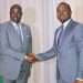 Le ministre des PME, Yves Fernand Manfoumbi et le représentant de la BDEAC, Yourdy Roku Gaetjens