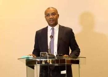 Le ministre de la Santé Guy Patrick Obiang lors de son discours d'ouverture du congrès de la SAPI