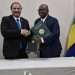 Michaël Moussa-Adamo et Mario Búcaro, ministres des Affaires étrangères du Gabon et celui du Guatemala