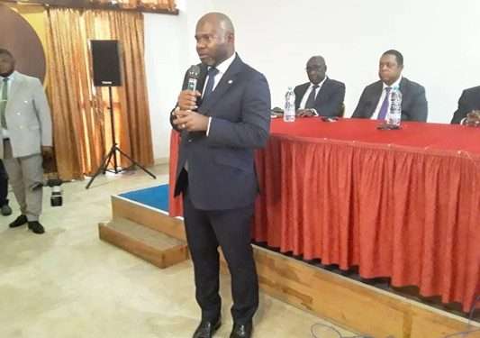 Le SG du PDG Steeve Nzegho Diecko devant la communauté Mèmbè