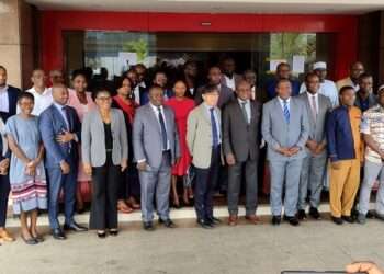 Photo de famille des membres de la CEEAC sur la formation de la JICA