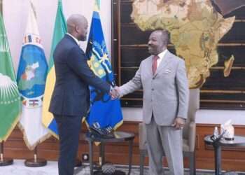 Le président Ali Bongo Ondimba reçoit le ministre camerounais Lejeune Mbella et le SG de la ZLECAF, Wamkele Mene