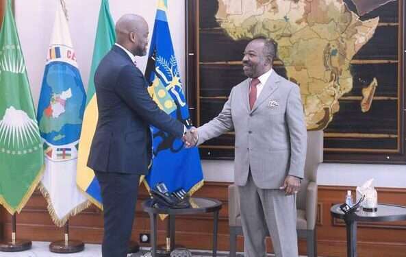 Le président Ali Bongo Ondimba reçoit le ministre camerounais Lejeune Mbella et le SG de la ZLECAF, Wamkele Mene