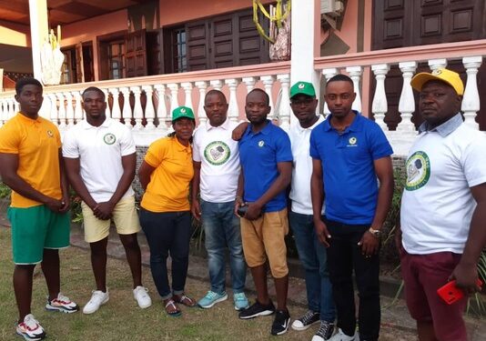 Quelques membres de l'Association Môan Mbô Mbô