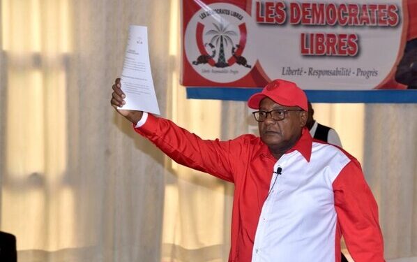 Akure-Davain maladresse emploi