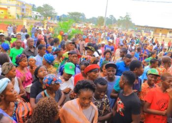 1000 personnes candidature Bongo