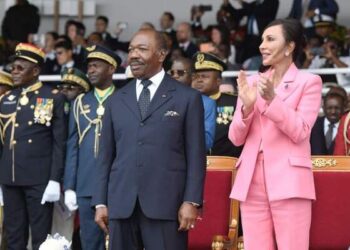 Ali Bongo défilé août