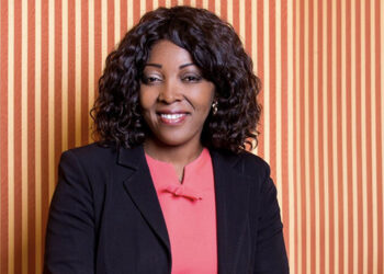 Laurence Ndong ministre Communication