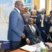 Le ministre du Pétrole, Marcel Abeke installant le nouveau SG du ministère du Pétrole, Hervé Biba Nzengue @Gabonmailinfos