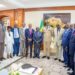 Le Général Brice Oligui Nguema, Président de la Transition avec les sages et dignitaires de la République @D.R