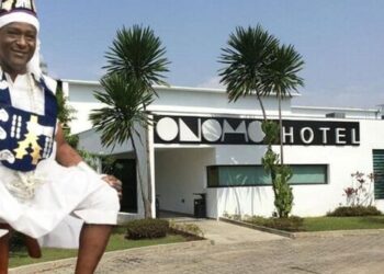 Hôtel Omono Maixent Accrombessi