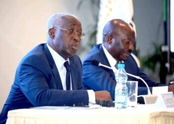 FEG Premier ministre