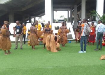 Dialogue national artistes