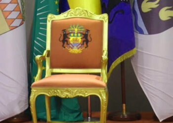 candidat père mère gabonais