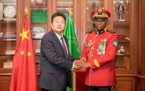 Trois nouveaux ambassadeurs Gabon