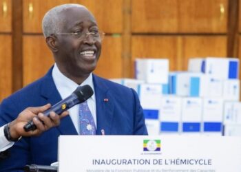 150000 dossiers fonction publique