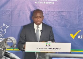 Ministre de l'intérieur pour le référendum