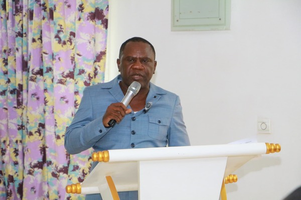 L'honorable Joël Ngoueneni Ndzengouma lors de son allocution