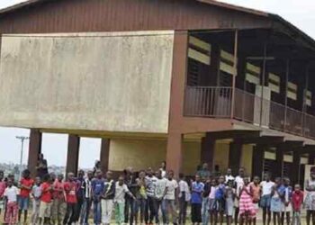 Gabon recrute 1000 instituteurs