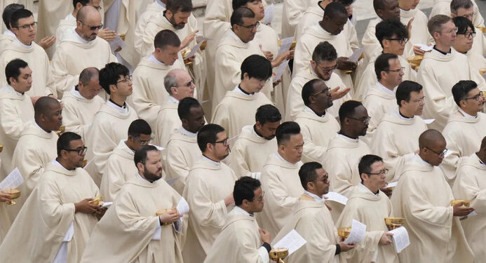 Hommes homosexuels Prêtrise catholique