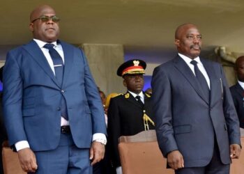 Le président sortant de la République démocratique du Congo, Joseph Kabila (à droite), et son successeur, Félix Tshisekedi, à Kinshasa, le 24 janvier 2019.