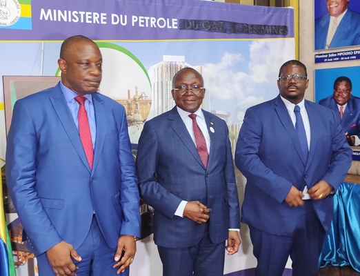 Le ministre du Pétrole et le directeur général de laMaurel & Prom Gabon, Issempedjeno Ngaka © Gabonmailinfos