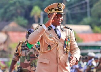 Oligui Nguema quitte l'armée