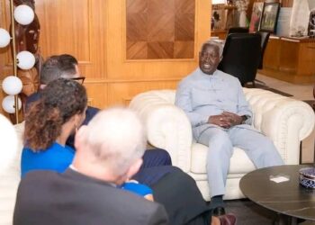 La dernière visite officielle de Chasper Sarott au Gabon