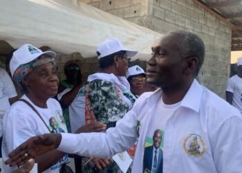 Le candidat Thierry Yvon Michel N’goma à Akanda