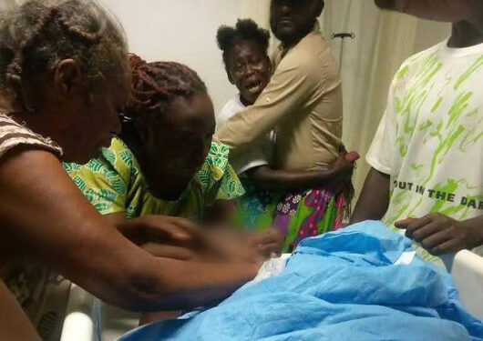Le corps sans vie du jeune Franzy Nguembi