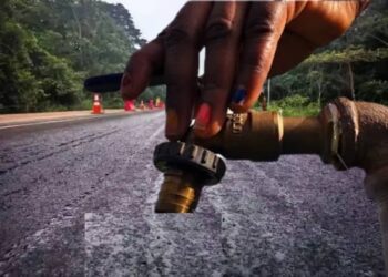 Nouvelle route de Maakokou