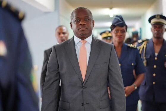 Reconduit au gouvernement, Hermann Immongault séduit les Gabonais