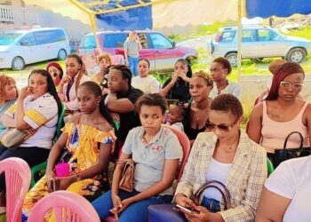 Quelques jeunes filles mères présentes